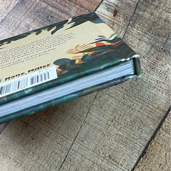 Illustrated Children's Chapter Books Bundle Set Monsters Robots Nature Scientist - Picture 6 of 8